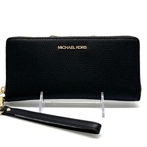 Michael Kors Large Continental Wallet Wristlet Black